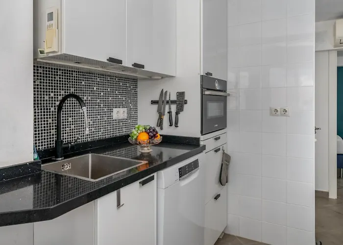 Sunny Serenity 200m From Appartement