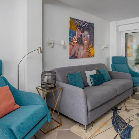 Sunny Serenity 200m From Apartament